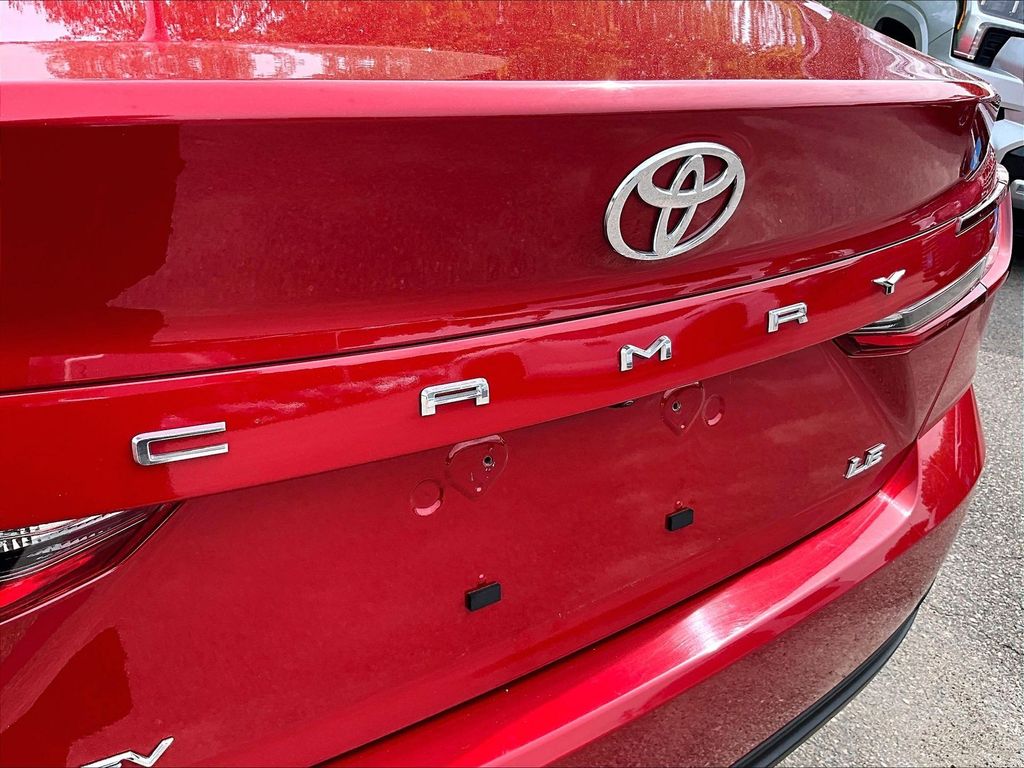 2026 Toyota Camry — photo 27