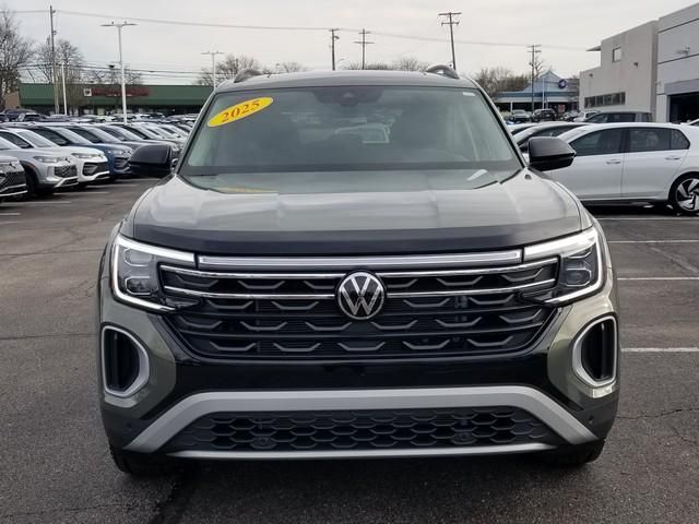 used 2025 Volkswagen Atlas car, priced at $41,800