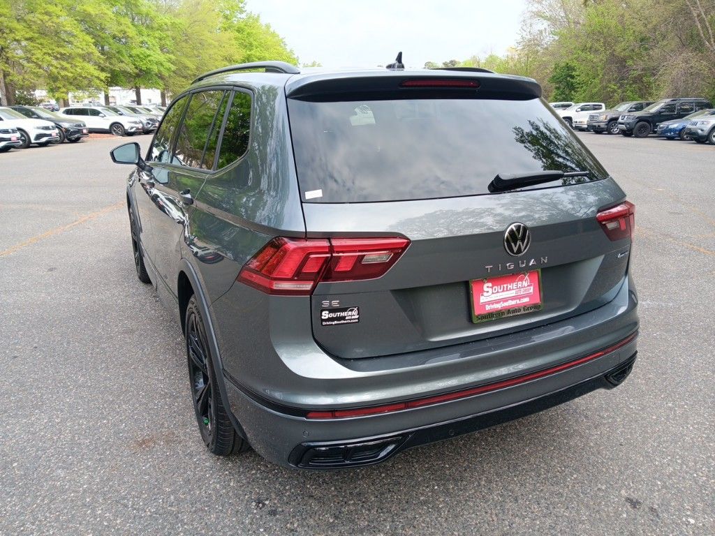 2024 Volkswagen Tiguan 2.0T SE R-Line Black 3