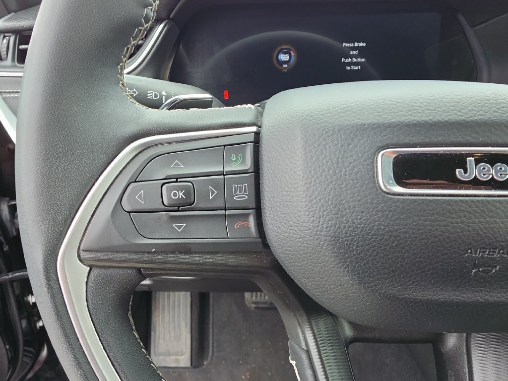 2025 Jeep Grand Cherokee Altitude Black at South Hills CDJR