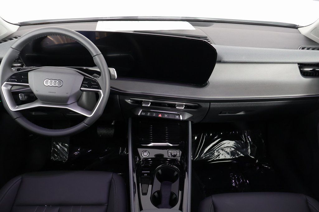 Thumbnail: 2026 Audi Q3 - 4