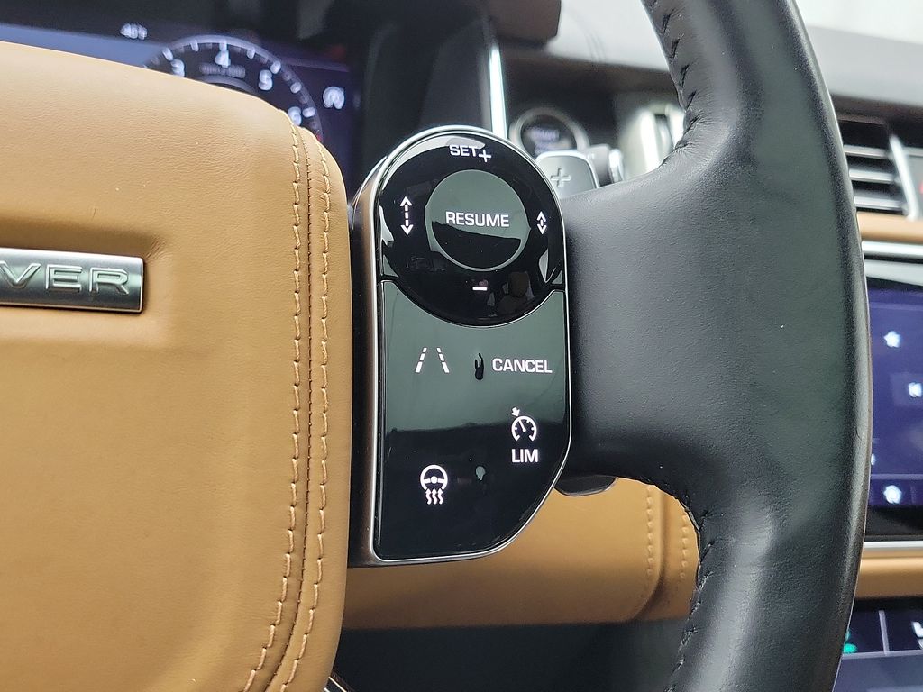 Thumbnail: 2019 Land Rover Range Rover - 22