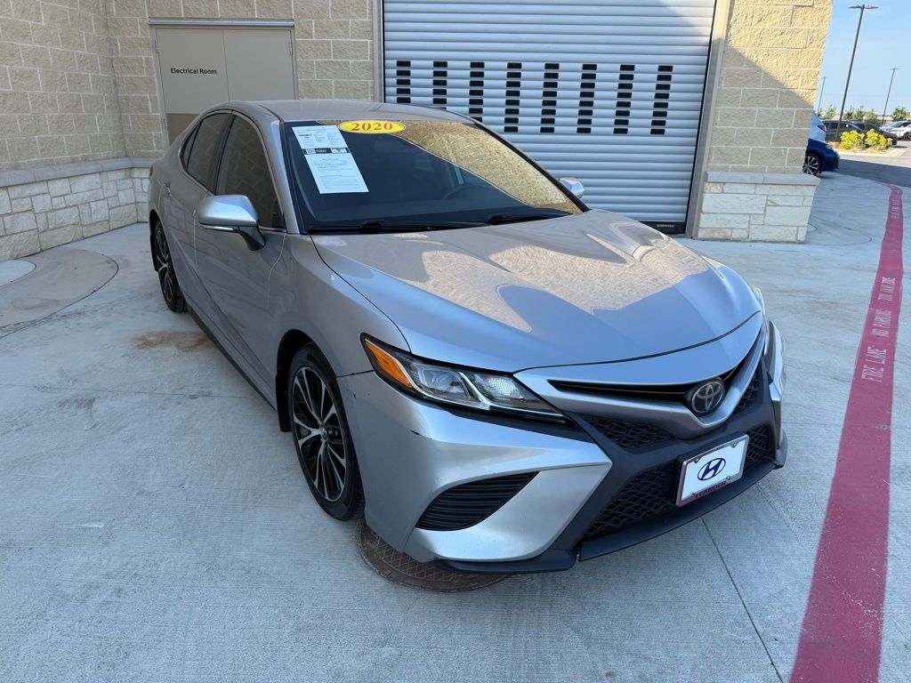 Thumbnail: 2020 Toyota Camry - 3