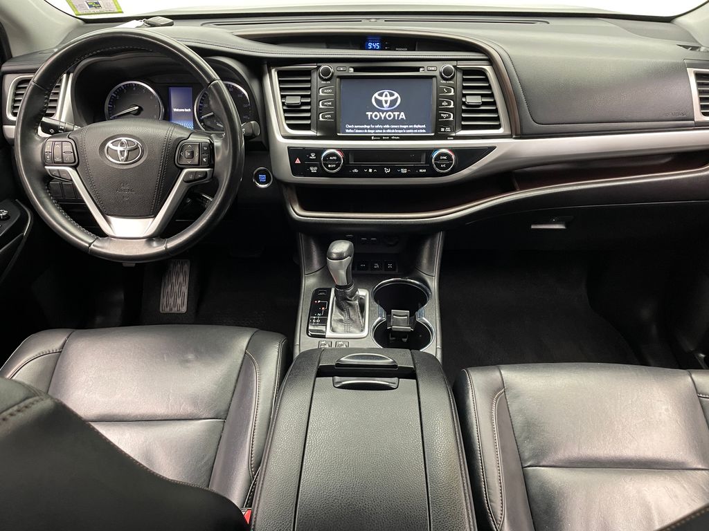 2019 Toyota Highlander XLE 19