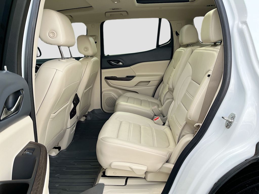 Used 2023 White GMC Denali image 26