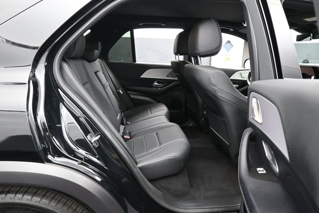 Used 2026 Black Mercedes-Benz GLE 350 image 43