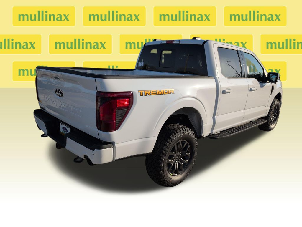New 2026 White Ford Tremor image 3