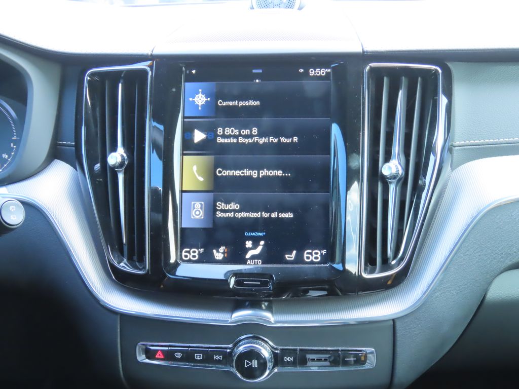 Thumbnail: 2020 Volvo XC60 - 7