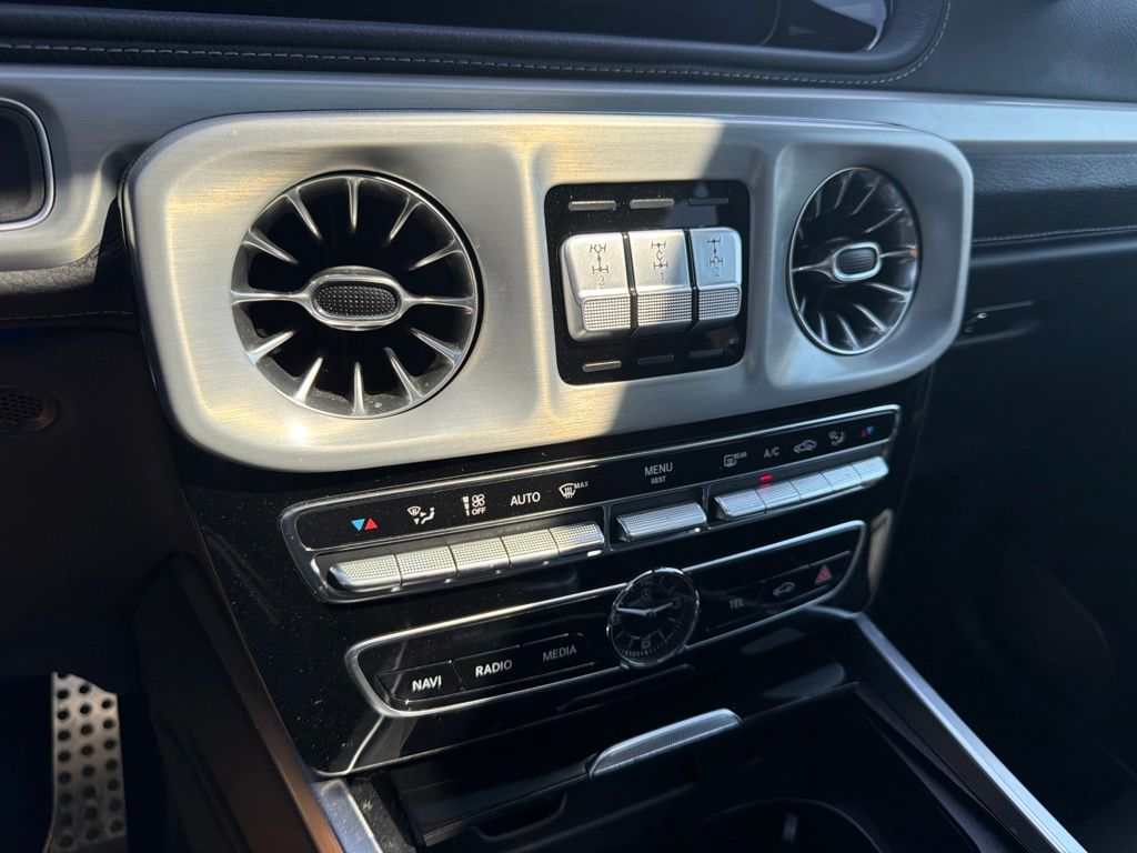Thumbnail: 2023 Mercedes-Benz G-Class - 32