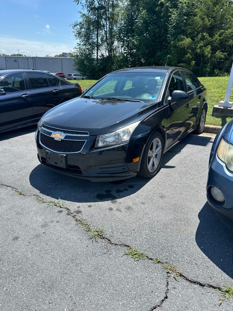 Black Granite Metallic 2012 Chevrolet Cruze Sedan Front-Wheel Drive 6-Speed Automatic Overdrive