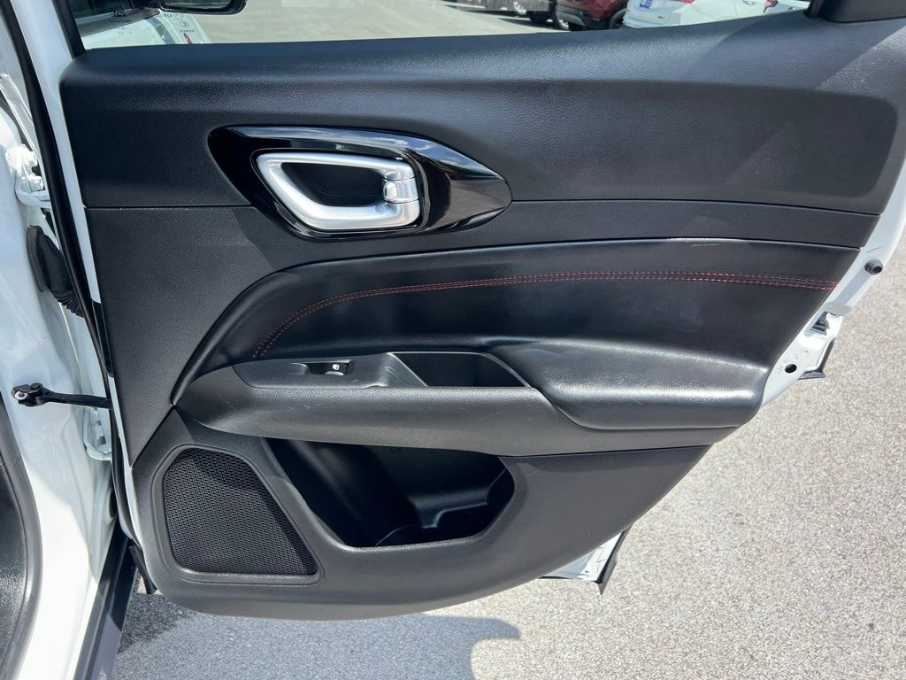 Used 2025 Jeep Compass SUV