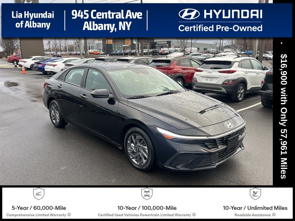 2024 Hyundai Elantra SEL FWD
