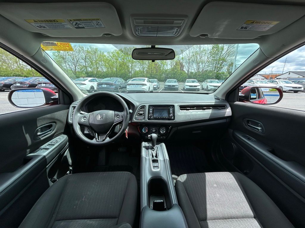 2018 Honda HR-V LX 10