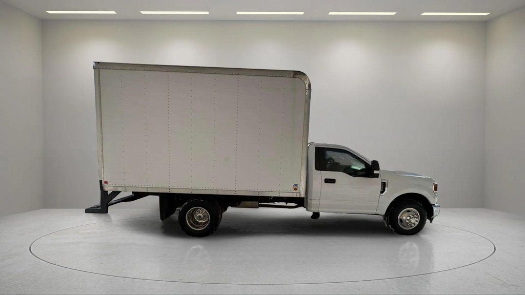 Used 2020 Oxford White Ford XL image 2