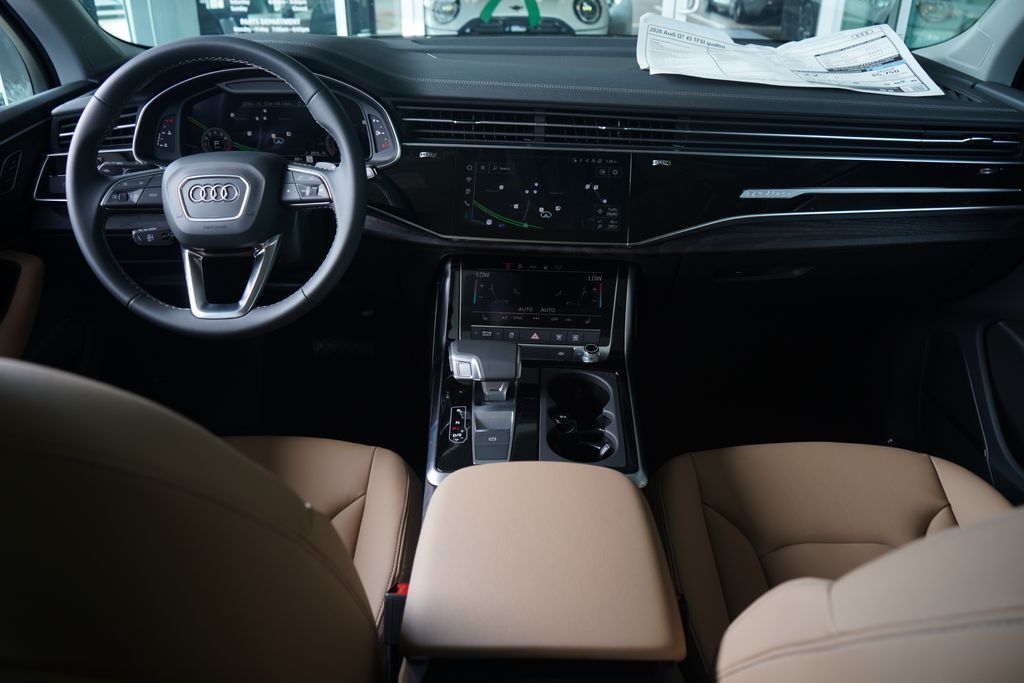 Thumbnail: 2026 Audi Q7 - 8