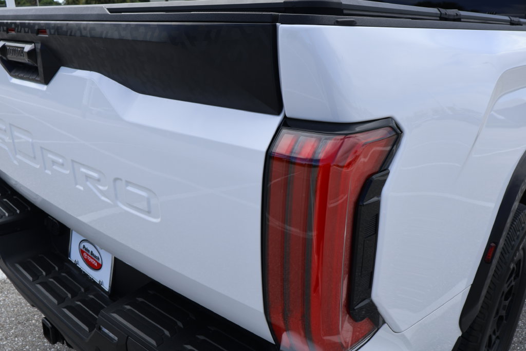 Thumbnail: 2024 Toyota Tundra - 9
