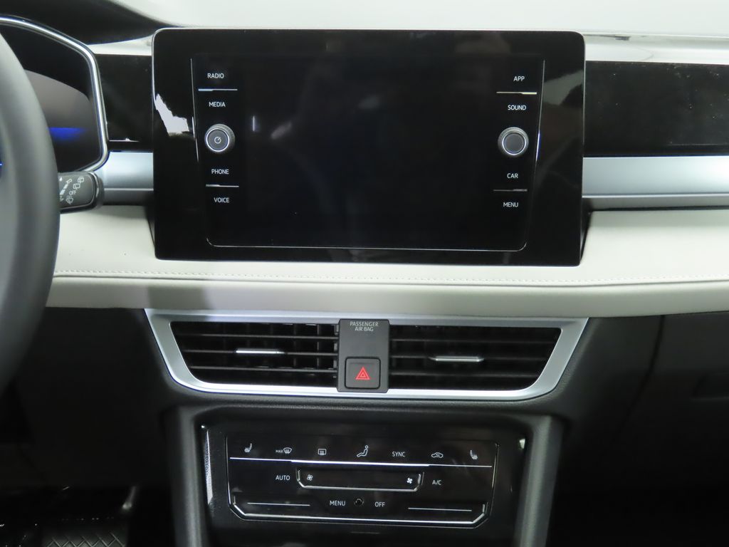 Thumbnail: 2025 Volkswagen Taos - 14