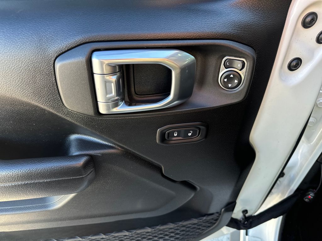 Used Car 2022 Jeep Wrangler  Unlimited Rubicon 4xe For Sale Under $35,000 In Austin, Texas