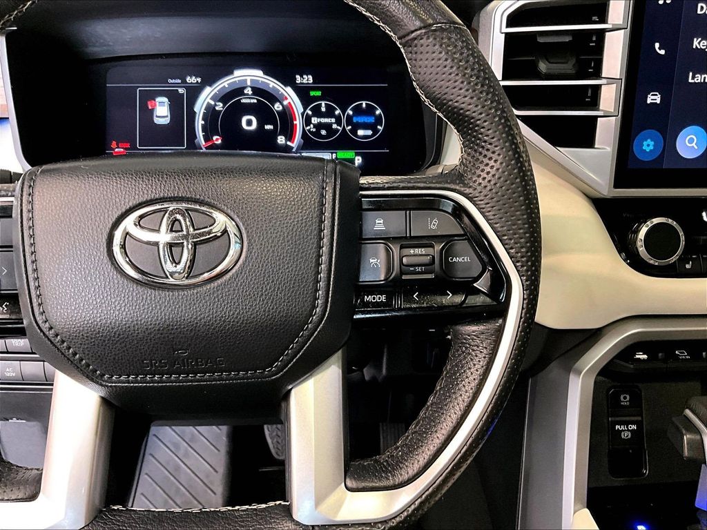 2024 Toyota Sequoia — photo 25