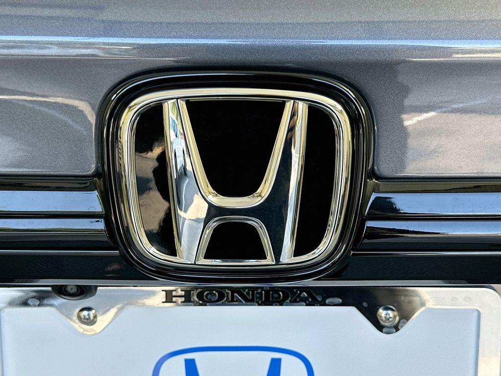 Thumbnail: 2026 Honda Odyssey - 21