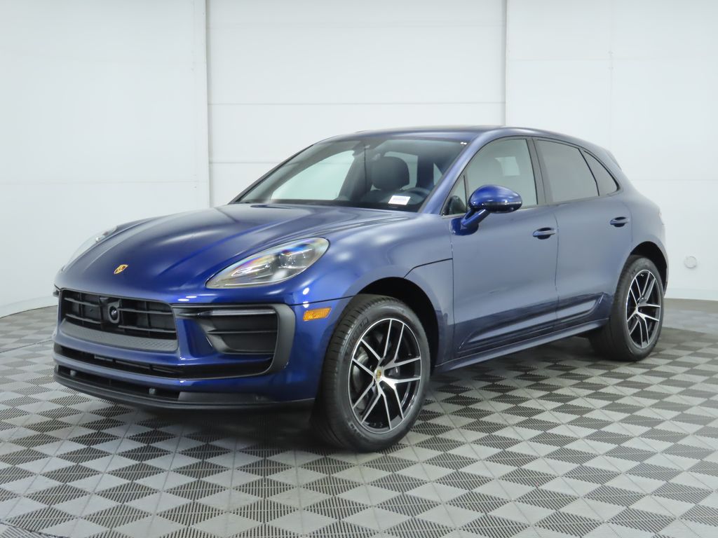 2024 Porsche Macan  -
                Phoenix, AZ