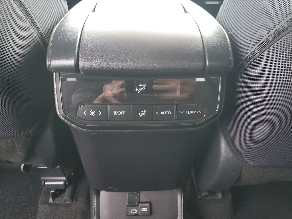 Used Car 2025 Toyota Highlander  Limited For Sale Under $40,000 In Austin, Texas