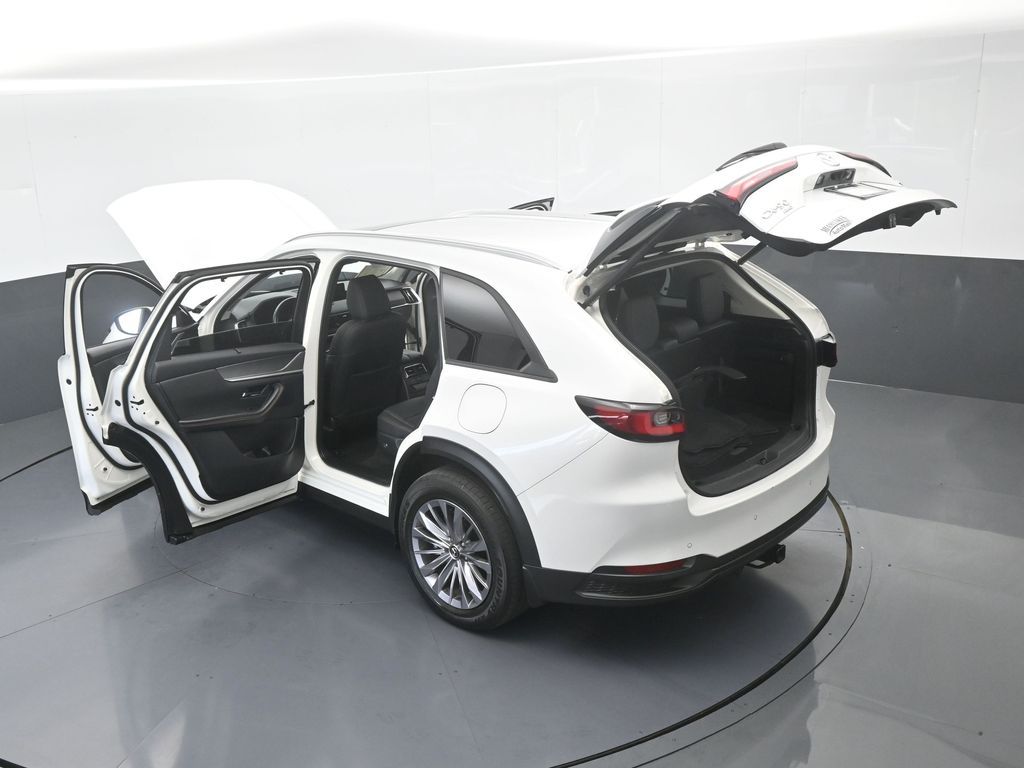 Used 2025 Rhodium White Premium Mazda Preferred image 66