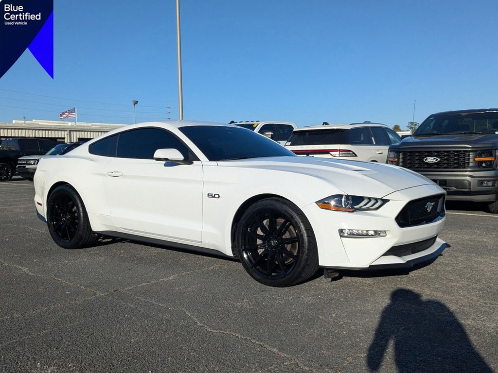 2022 Ford Mustang GT Premium Fastback RWD