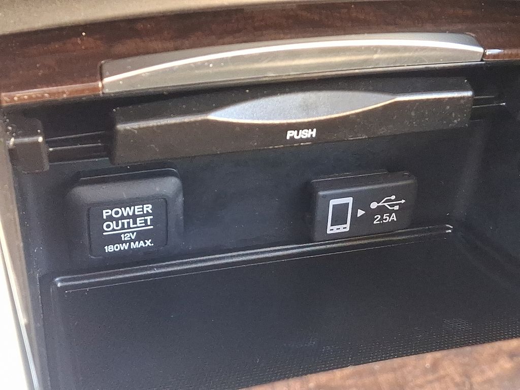 Thumbnail: 2018 Acura TLX - 27