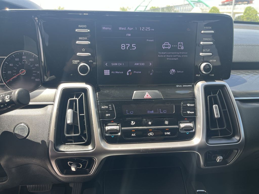 Thumbnail: 2021 Kia Sorento - 23