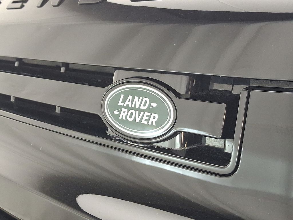 Thumbnail: 2025 Land Rover Defender - 31