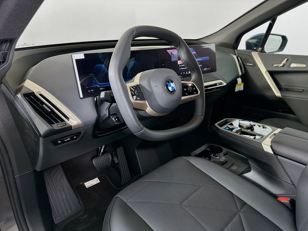 Thumbnail: 2026 BMW iX - 9