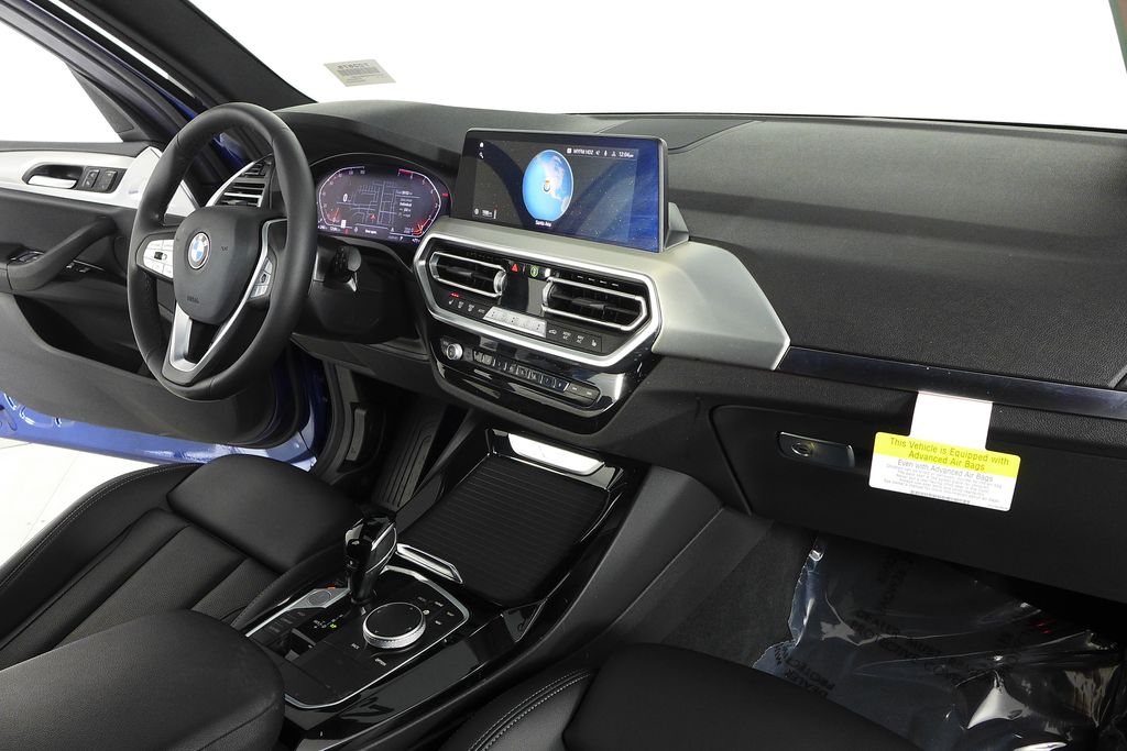 Thumbnail: 2023 BMW X3 - 13