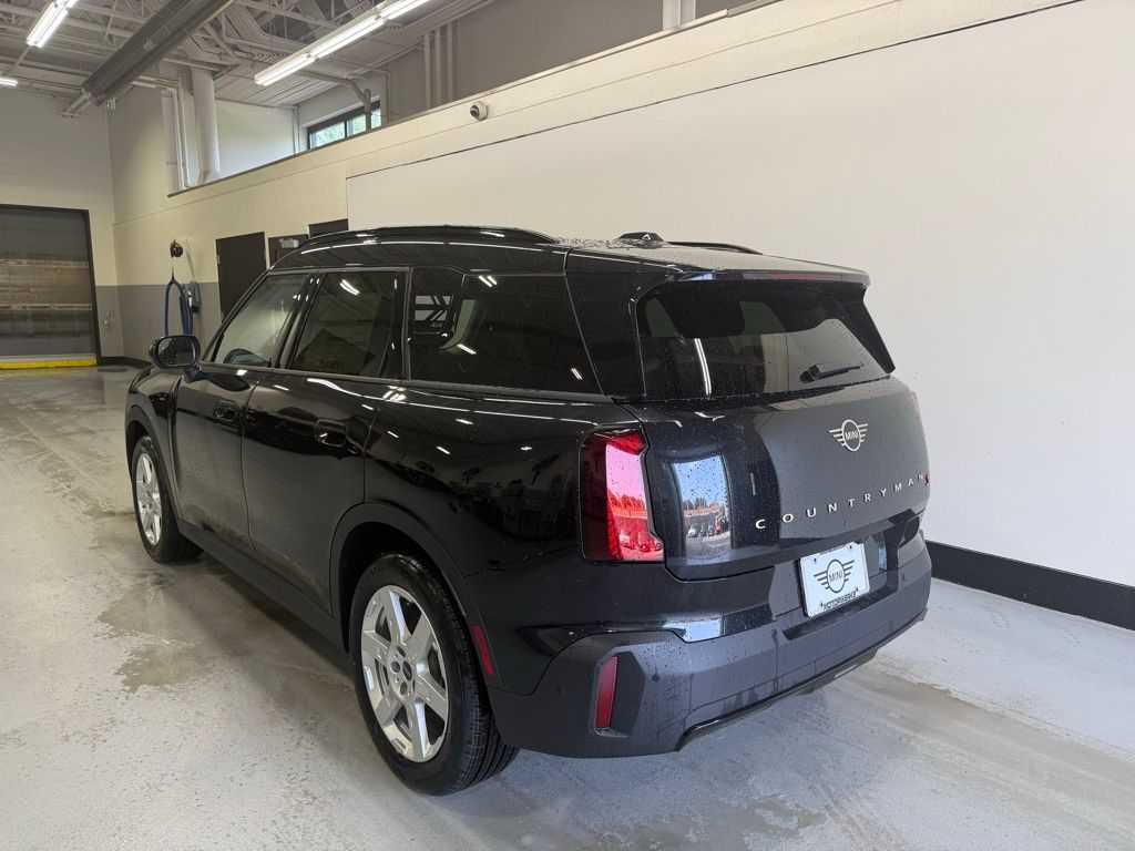 Thumbnail: 2025 MINI Cooper Countryman - 3