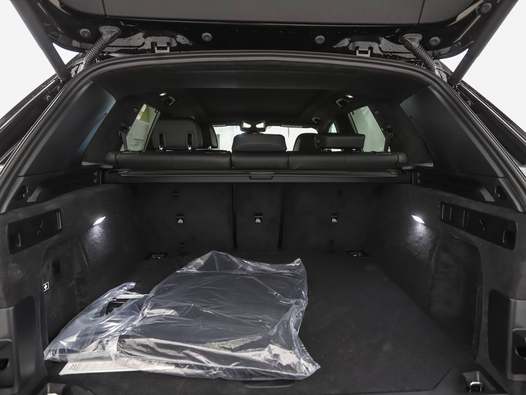 Thumbnail: 2026 BMW X5 - 24