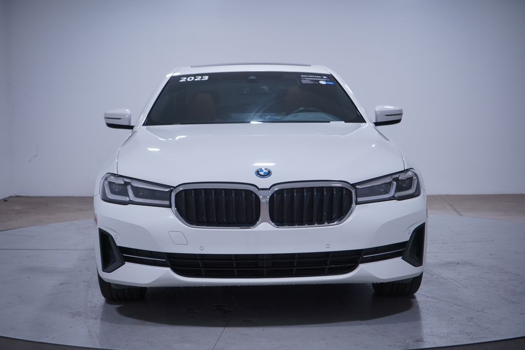 Thumbnail: 2023 BMW 5 Series - 4