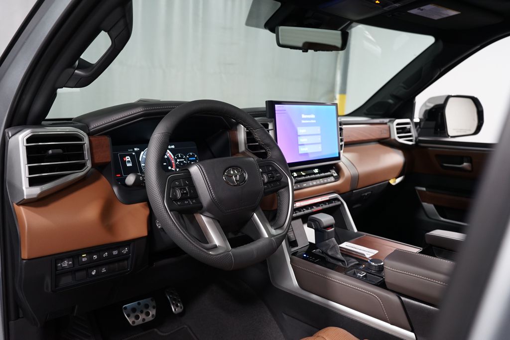 Thumbnail: 2025 Toyota Tundra - 13