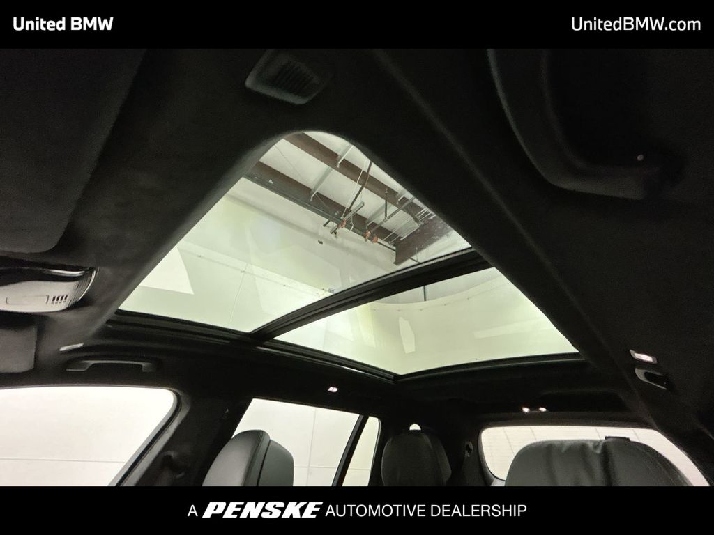 Thumbnail: 2024 BMW X7 - 20