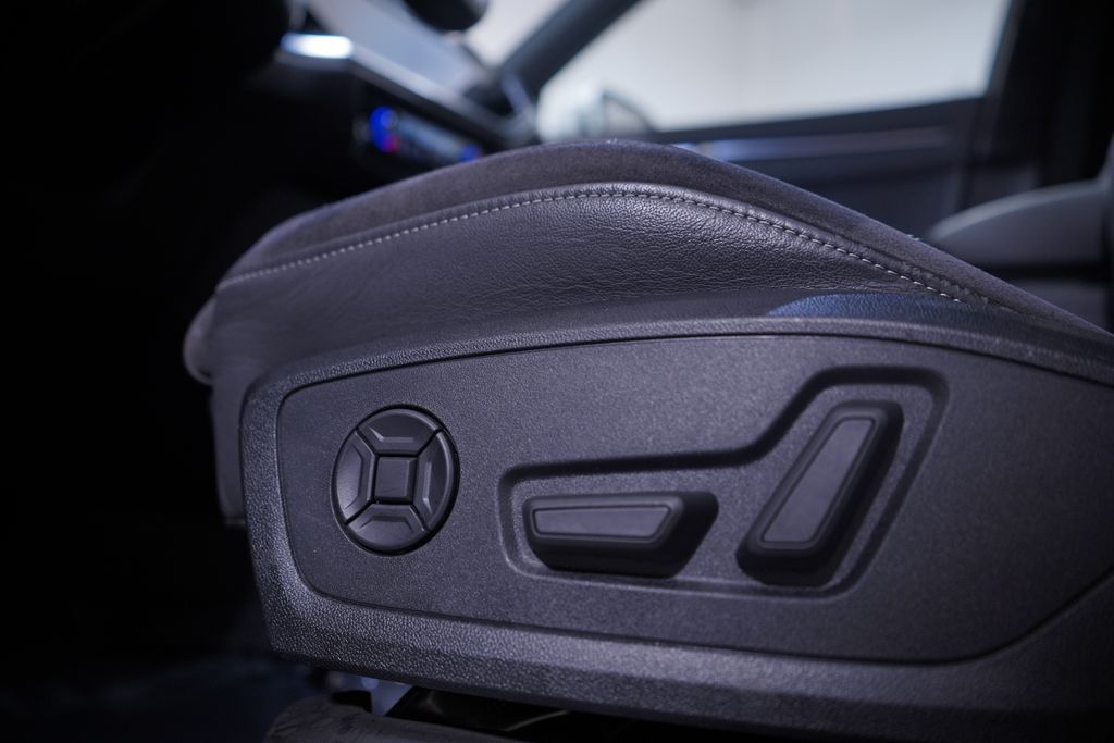 Thumbnail: 2019 Audi Q3 - 18