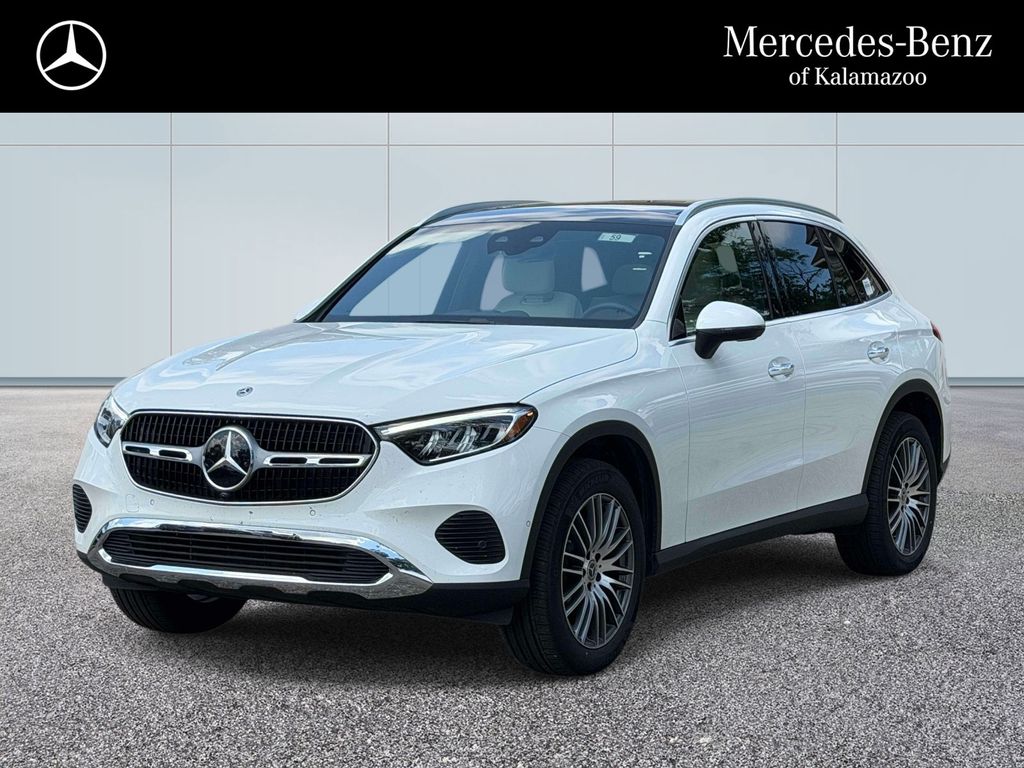 2026 Mercedes-Benz GLC 300 4MATIC