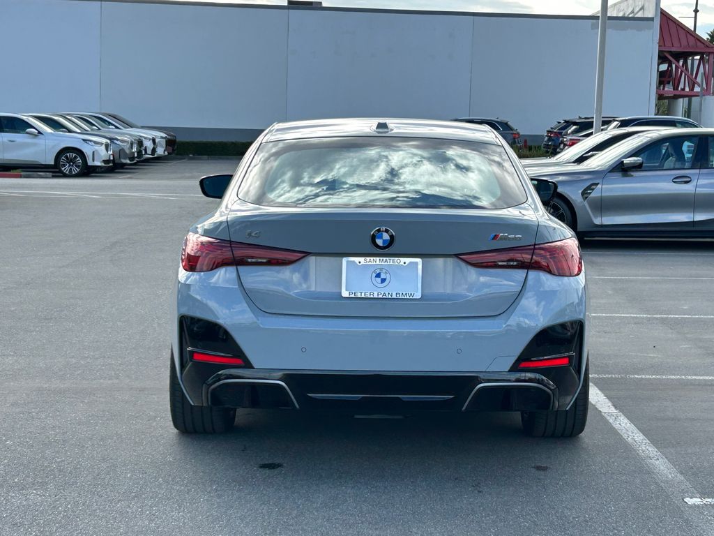 Thumbnail: 2026 BMW i4 - 4