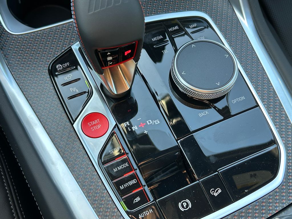 Thumbnail: 2026 BMW XM - 28