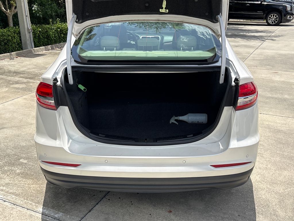 Certified Used 2020 White Ford SE image 30