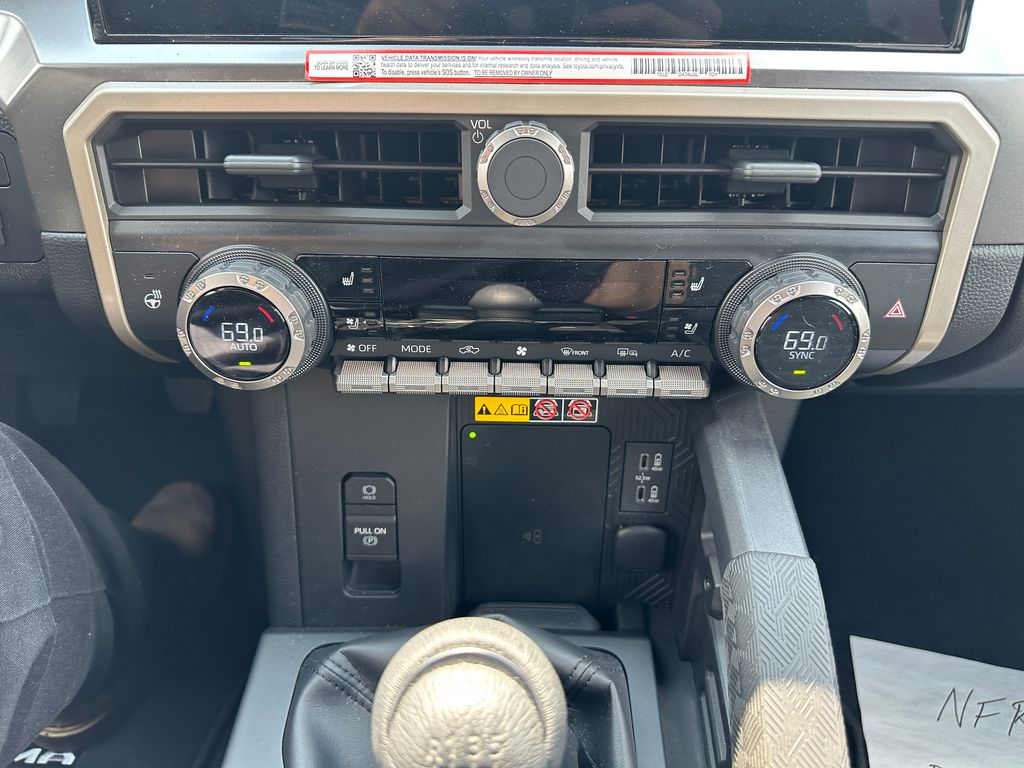 2025 Toyota Tacoma TRD Off-Road