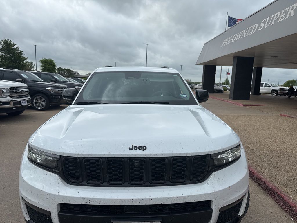 Bright White Clearcoat 2023 Jeep Grand Cherokee L Limited 4WD SUV / Crossover Four-Wheel Drive 8-Speed Automatic
