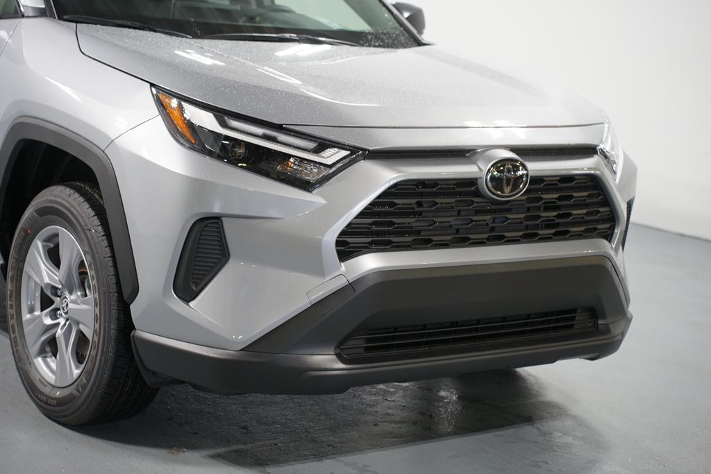 Thumbnail: 2025 Toyota RAV4 - 4