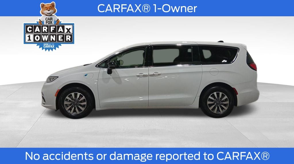 2024 Chrysler Pacifica Hybrid Select