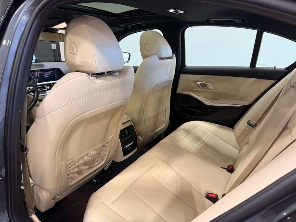 2021 BMW 3 Series 330i xDrive 22