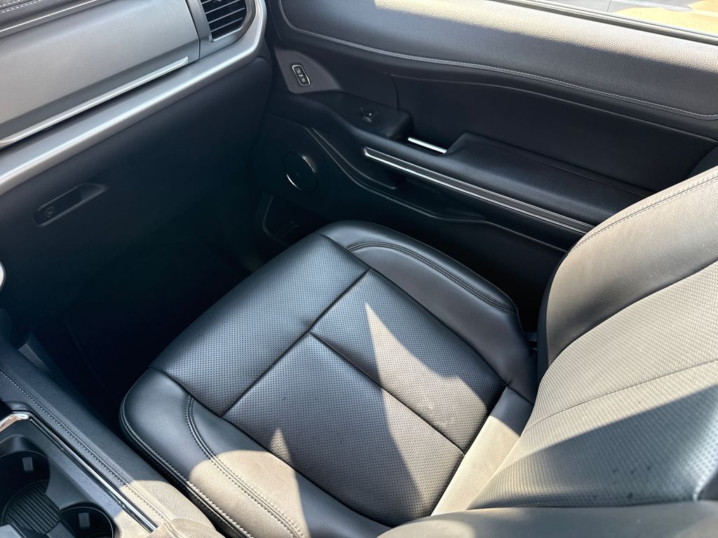 Used 2023 Ford Expedition SUV
