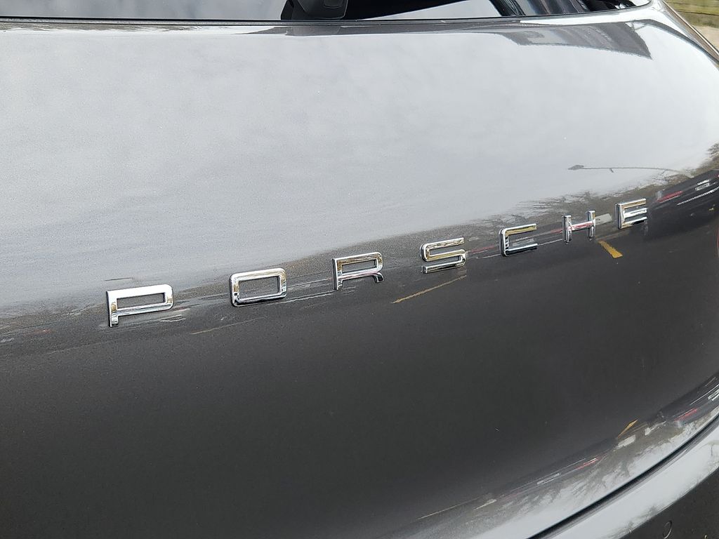 Thumbnail: 2015 Porsche Macan - 30